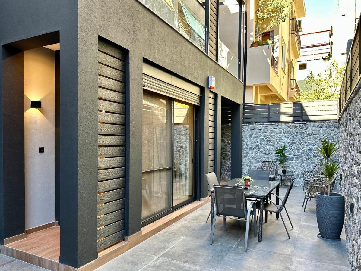 T&T Luxury Apartments - Rooftop Jacuzzi เอเธนส์ ภายนอก รูปภาพ